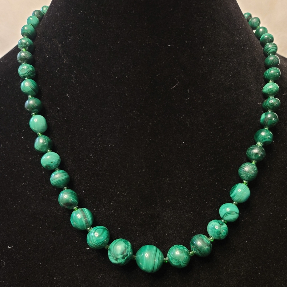 Malachite, Graduated Stone Necklace - 21.5" - Vintage, Estate